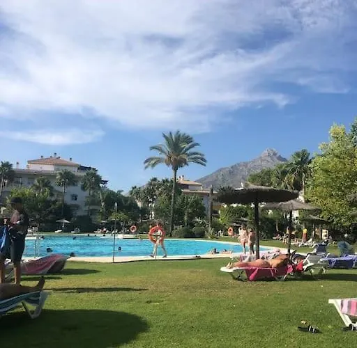 דירה Dama De Noche 5 Pax Y Terraza En Puerto Banus