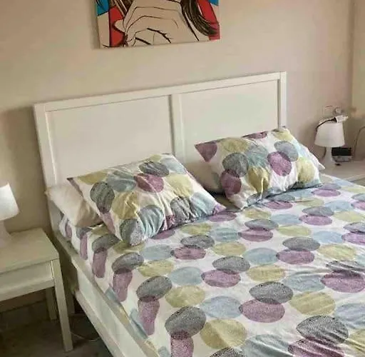 Dama De Noche 5 Pax Y Terraza En Puerto Banus