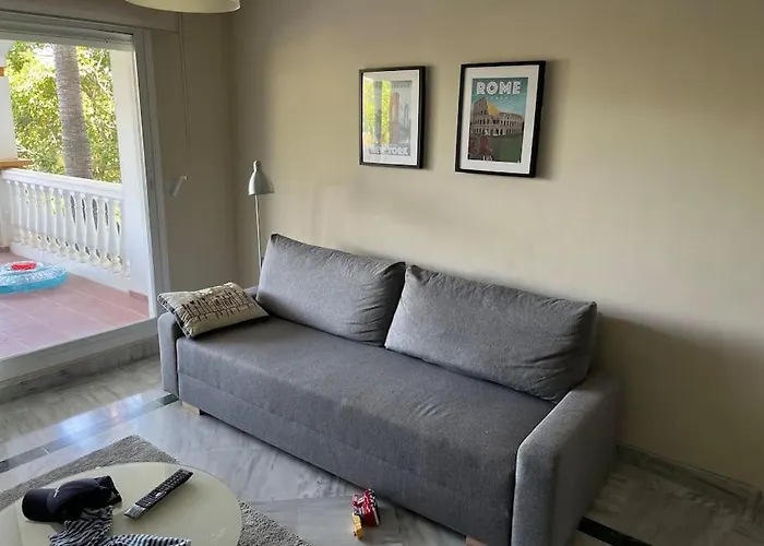 Dama De Noche 5 Pax Y Terraza En Puerto Banus מארבלה