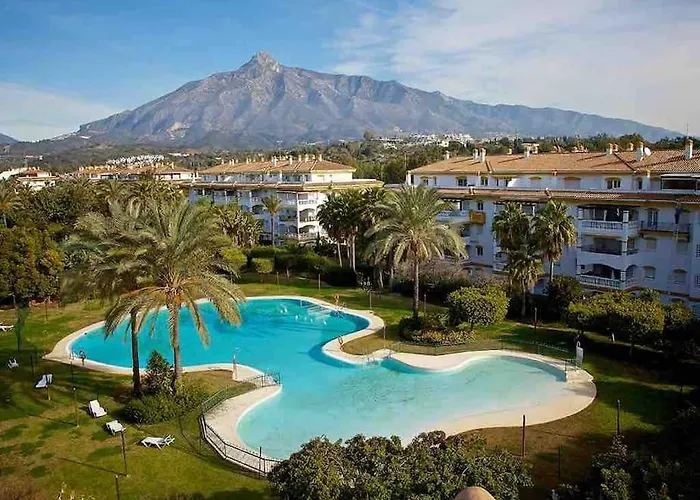 Apartment Dama De Noche 5 Pax Y Terraza En Puerto Banus Marbella