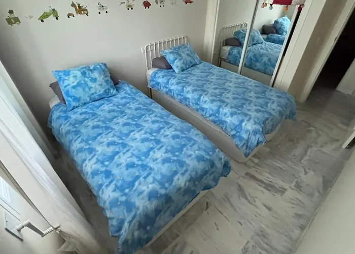 Dama De Noche 5 Pax Y Terraza En Puerto Banus *