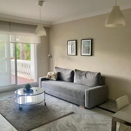 Apartment Dama De Noche 5 Pax Y Terraza En Puerto Banus *