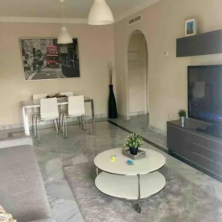 شقة Dama De Noche 5 Pax Y Terraza En Puerto Banus *